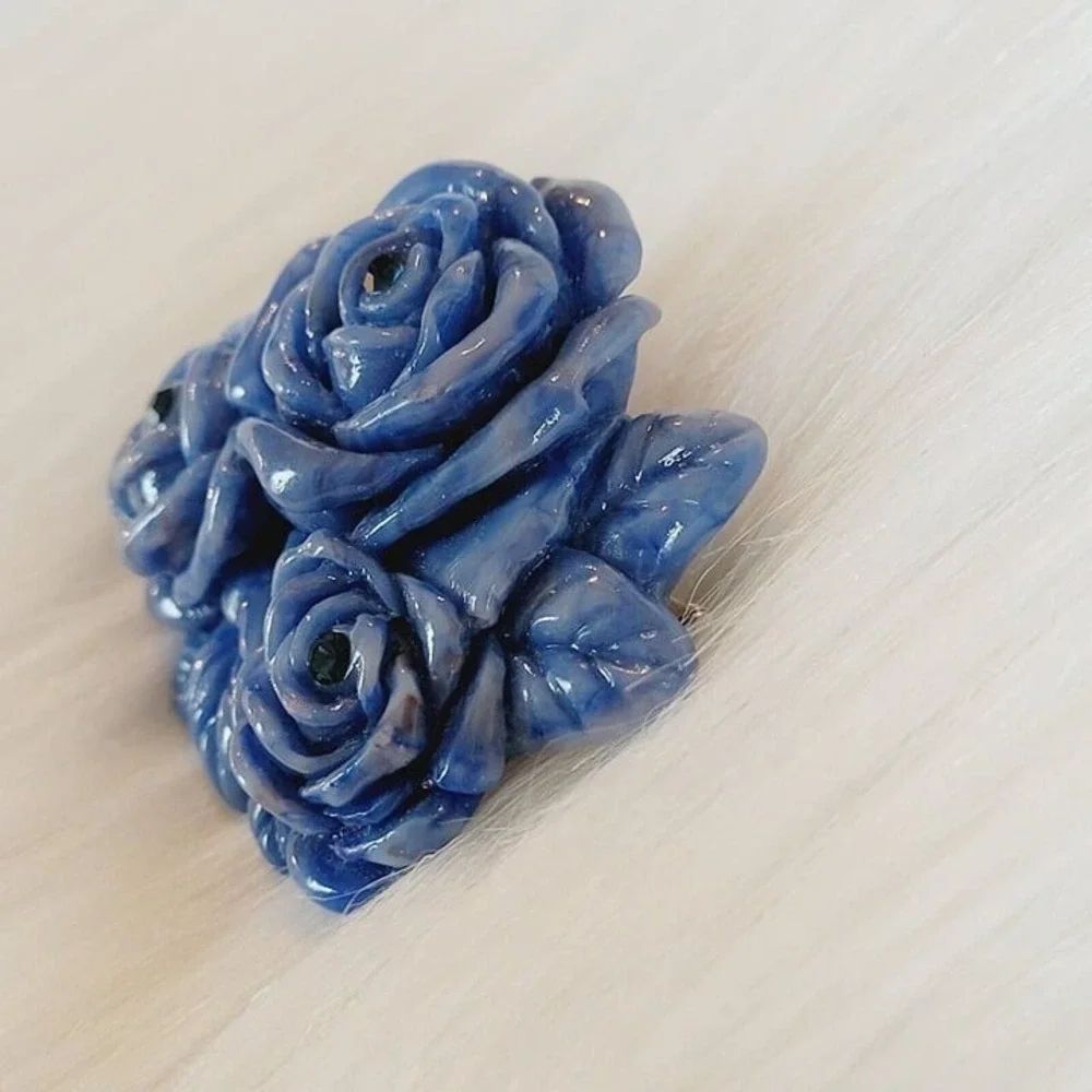 Vintage Coquette Blue Rose Brooch Flower Textured Rhinestone Cottagecore 12518